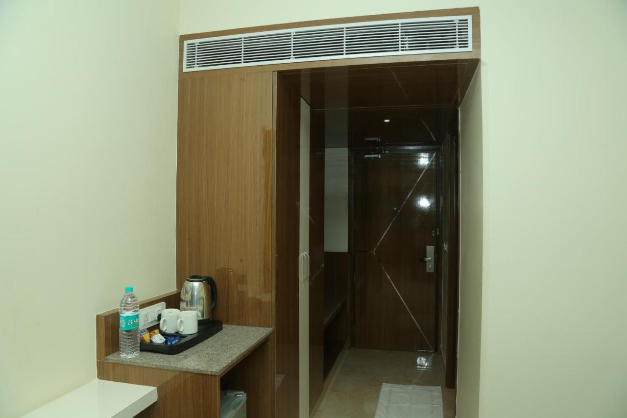 Misty Ocean - A Bergamont Group Of Hotel Kuilapalayam Luaran gambar