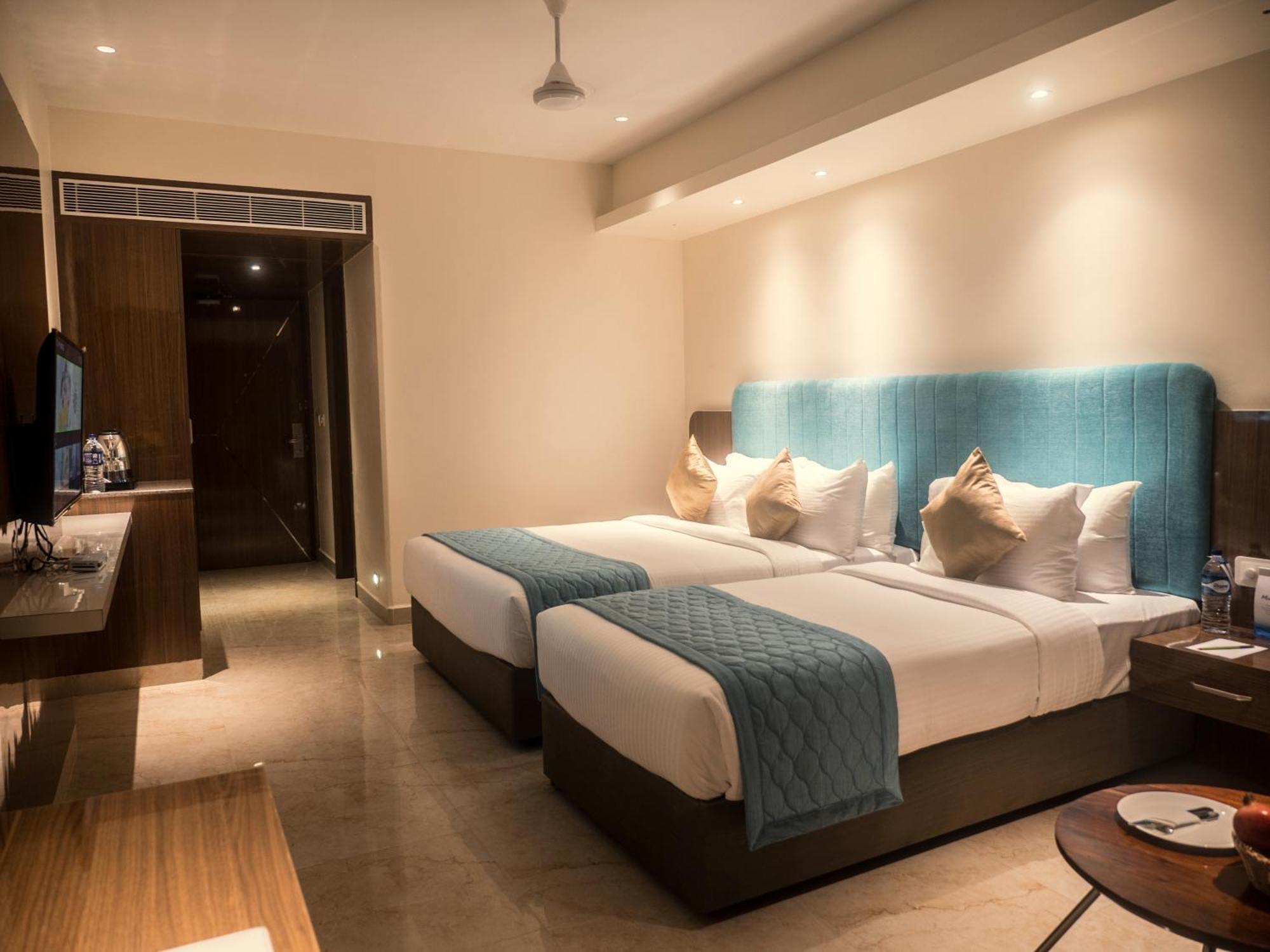Misty Ocean - A Bergamont Group Of Hotel Kuilapalayam Luaran gambar