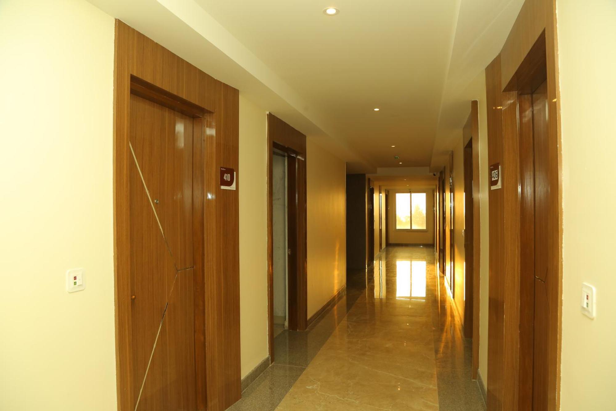 Misty Ocean - A Bergamont Group Of Hotel Kuilapalayam Luaran gambar