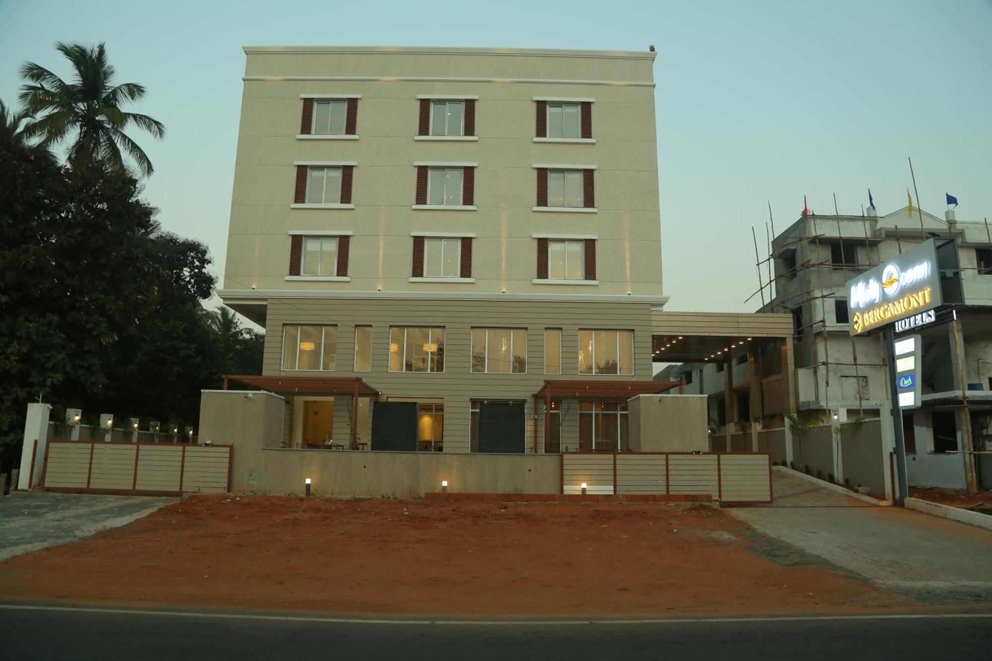 Misty Ocean - A Bergamont Group Of Hotel Kuilapalayam Luaran gambar