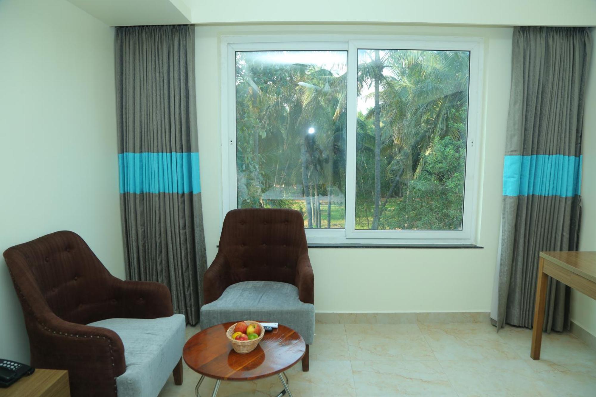 Misty Ocean - A Bergamont Group Of Hotel Kuilapalayam Luaran gambar